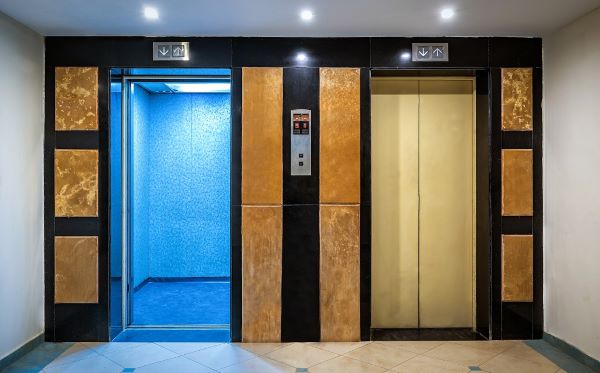 Fast And Smooth Operation Improving Passenger Comfort-delfar Fast And Smooth Operation Improving Passenger Comfort-delfar